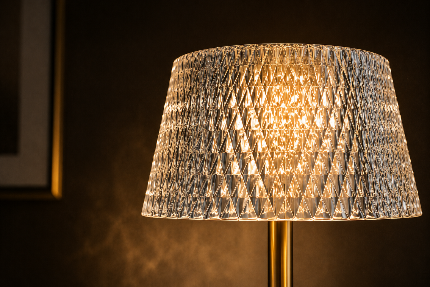 Luxora Crystal Prism™ | Premium Crystal Table Lamp