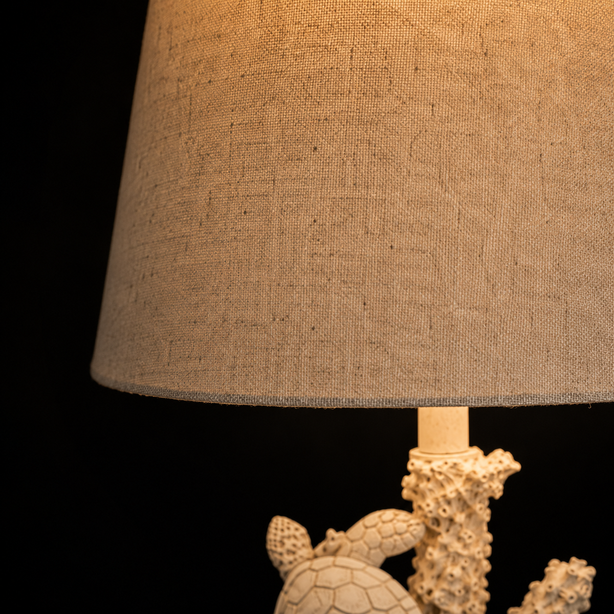 Luxora Coralia™ | Sculptural Table Lamp